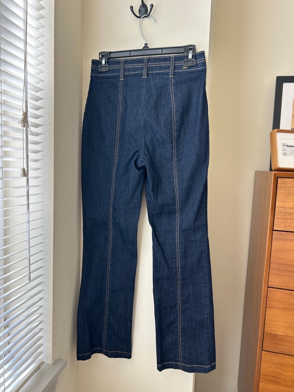 cinq a sept Dark Indigo High-Rise Cropped Wide-Leg Jeans - Picture 3 of 4